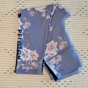 NWT Peloton Wild Flower High-Rise Capri Leggings